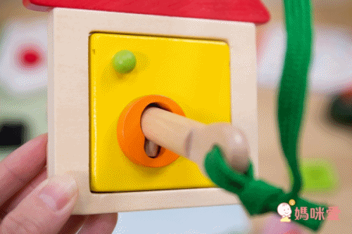 最適合寶寶的第一本書【日本 Ed.Inter 布書】