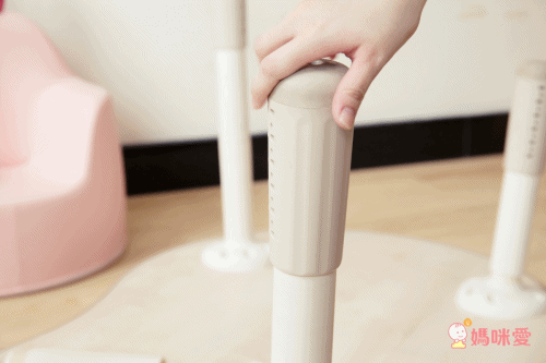 iloom怡倫家居 - Tinkle-Pop 兒童800型 三段式幸運草成長桌-原木色