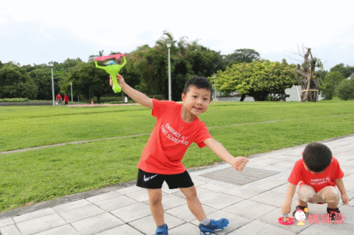 樂彩森林 - 電動泡泡機-泡中泡(附泡泡水118ml)