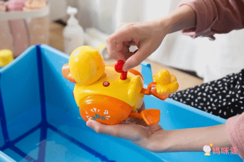 媽咪洗澡神助手♡【英國Vtech ✖ 加拿大MARCUS】歡樂聲光洗澡玩具♡泡泡章魚邊洗澡邊唱歌