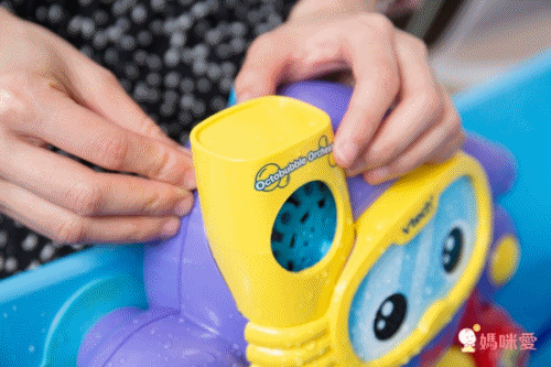 媽咪洗澡神助手♡【英國Vtech ✖ 加拿大MARCUS】歡樂聲光洗澡玩具♡泡泡章魚邊洗澡邊唱歌