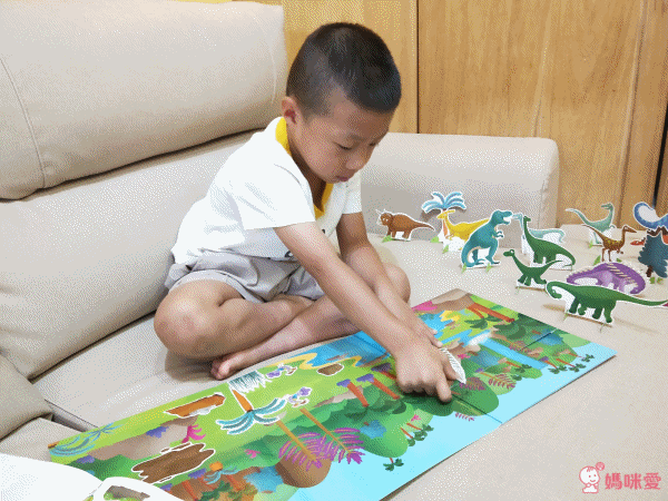 【超級英雄/蜘蛛人 貼紙書】熱愛英雄的男孩不能錯過☞大量貼紙與趣味題型 盡情當個小小英雄