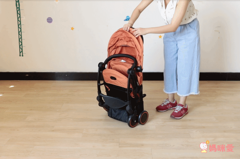 首賣 59 折【英國 Unilove 登機推車 】可平躺，出生用到 3 歲