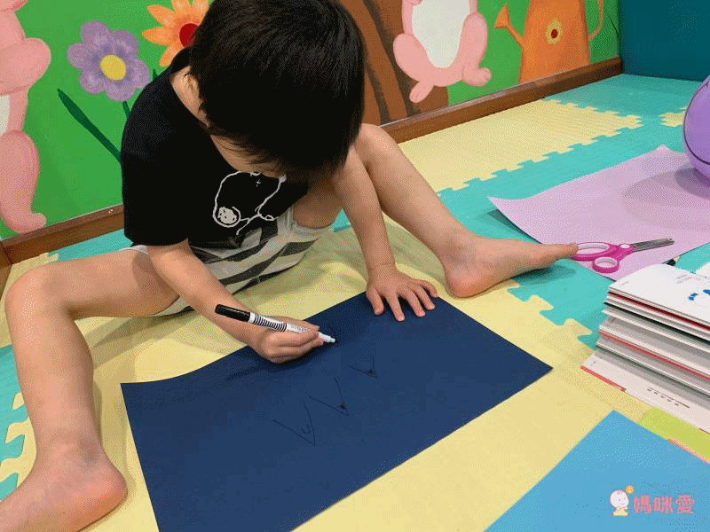 ★百萬父母最有共鳴的教養經典書★ 0~3歲給對愛就不怕寵壞♥ 3~6歲做對管教不打不罵孩子更聽話