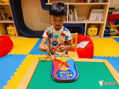 幼兒外文操作書！生活自理輕鬆學！戒尿布|好禮貌|綁鞋帶