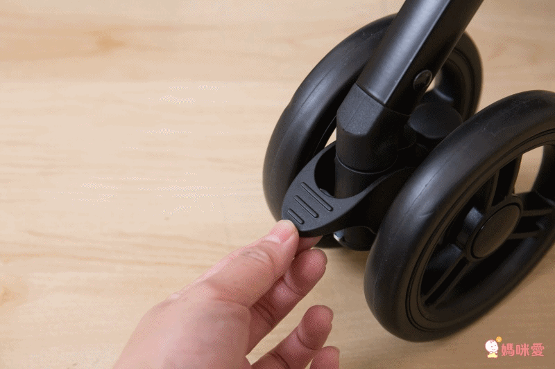 折疊推車最佳選擇！$5000元有找！收納面積最小【JOLLY 嬰兒手推車】單手秒收沒問題！