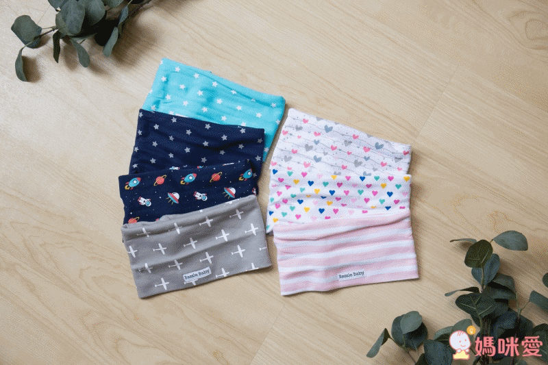 美國 Bazzle baby - 寶寶脖圍圍兜-繽紛愛心 (41*20cm/1入)