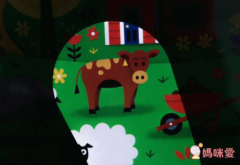 Spotlight Discovery: Farm-Cardboard Torch Inside 農場大探索（手電筒膠片書）