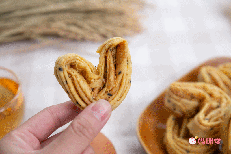 千層酥脆口感【唯渡烘焙】手工月亮蛋捲