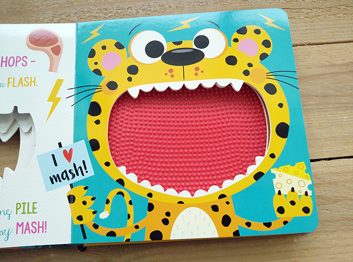 刺激小肌肉發展必入手觸摸書&亮片書