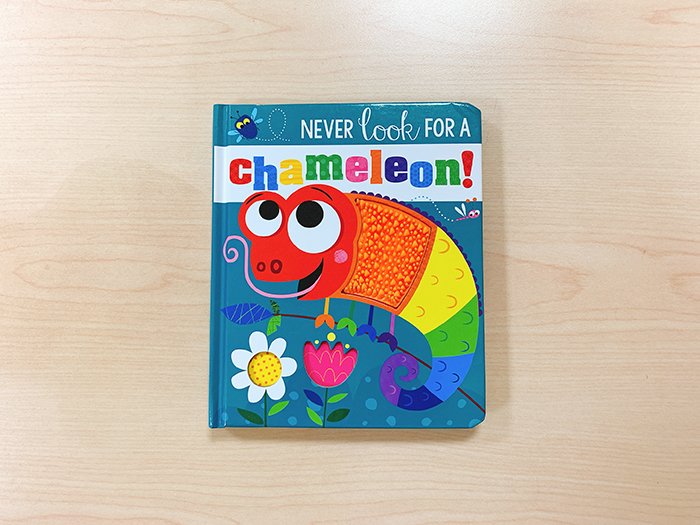 刺激小肌肉發展必入手觸摸書&亮片書