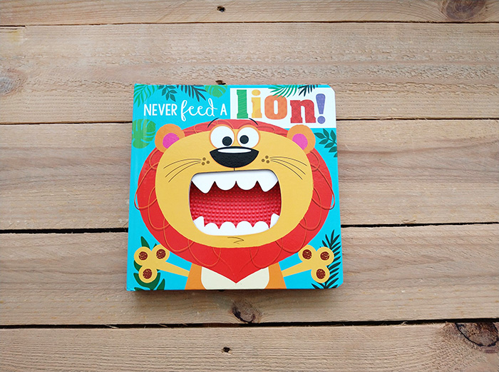 刺激小肌肉發展必入手觸摸書&亮片書