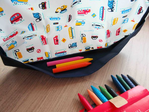 日本 Combi - mini 食事圍兜-短袖款-點點鴨-海軍藍 (L [90-100cm])-12個月起