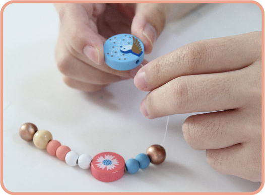 法國Janod - 串珠好好玩-孔雀羽衣