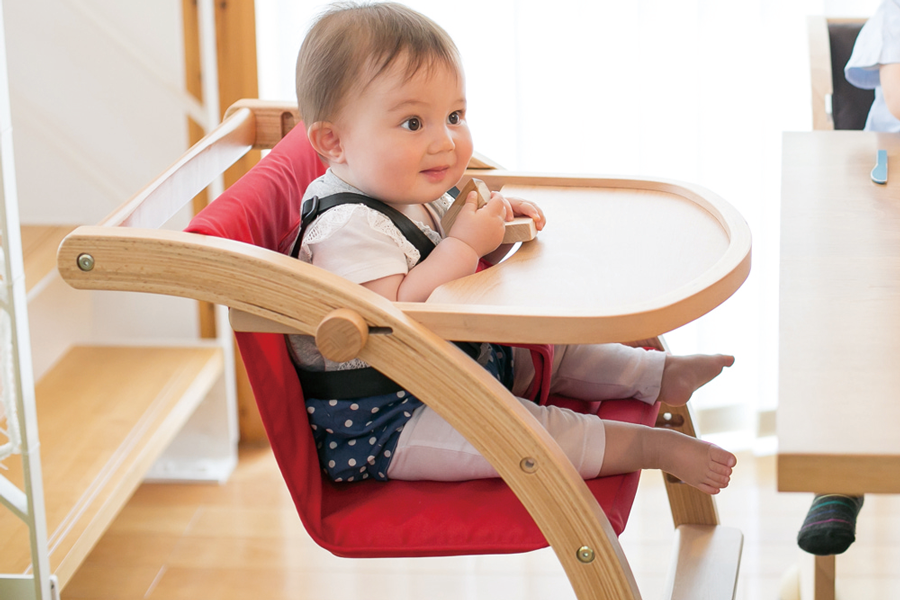 日本 farska - 實木陪伴成長椅│一生モノの椅子-珊瑚紅