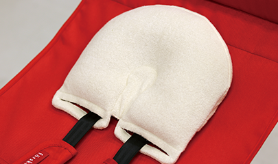 日本 farska - 實木陪伴成長椅│一生モノの椅子-珊瑚紅