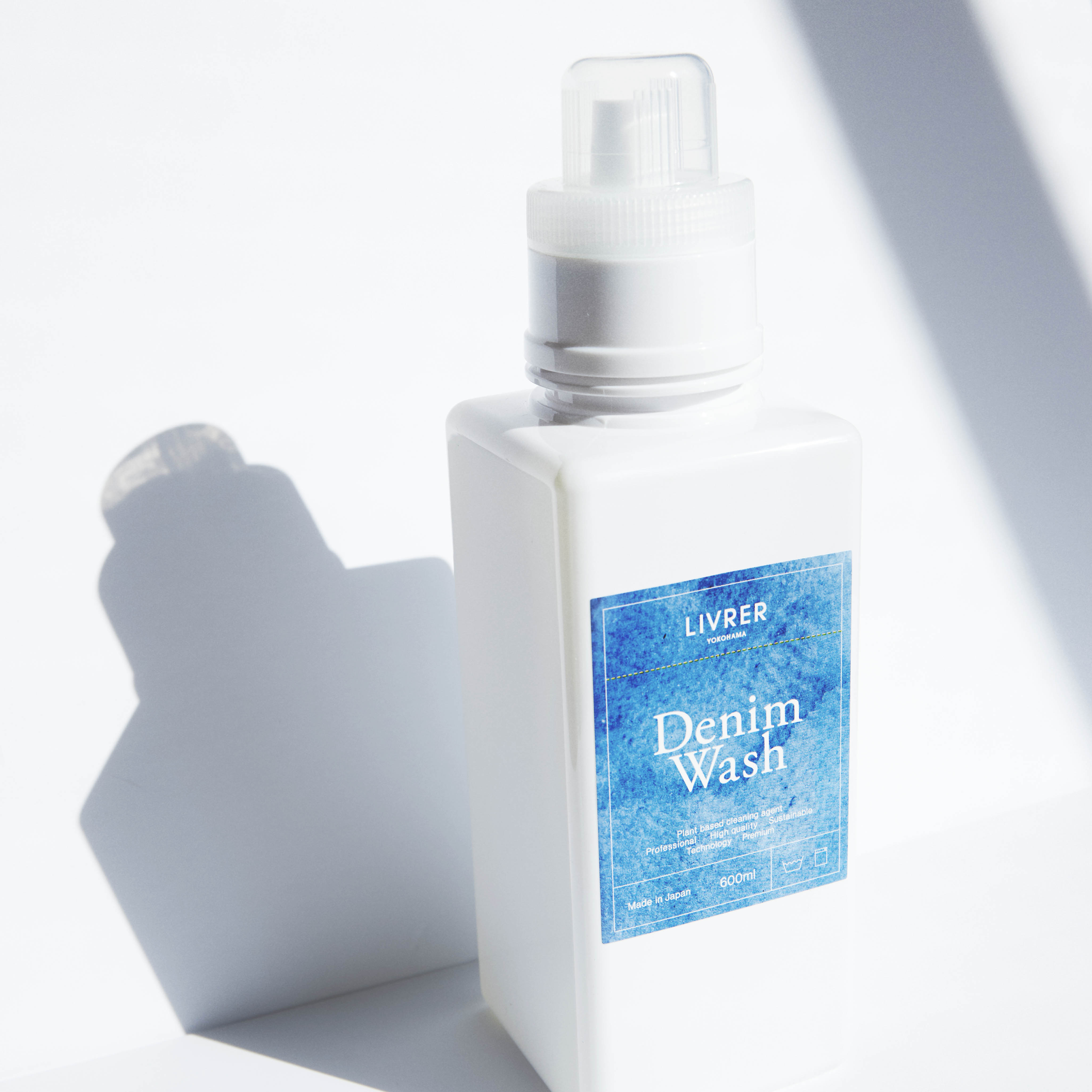 日本 LIVRER 麗芙 - 牛仔面料專用洗衣精-600ml