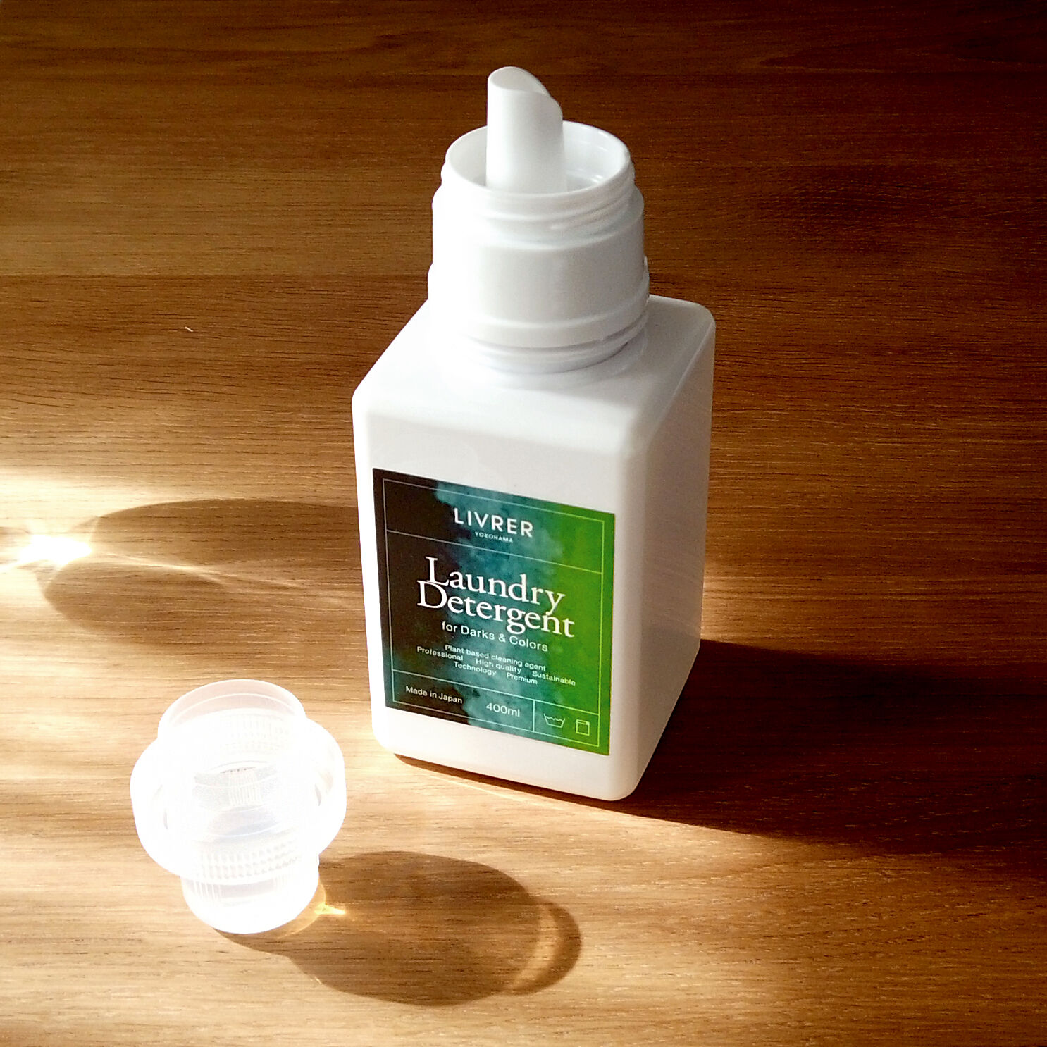 日本 LIVRER 麗芙 - 深色&花色衣物專用洗衣精-400ml