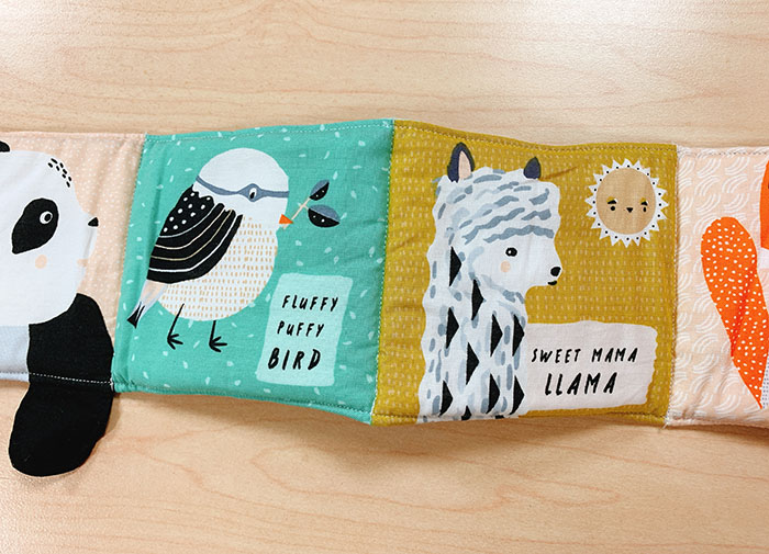 Roly Poly Panda: Baby's First Soft Book 翻滾小熊貓：寶寶第一本布書