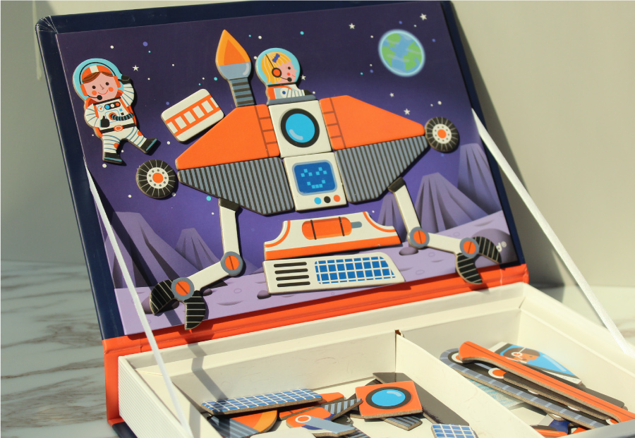 法國Janod - 磁鐵遊戲書-太空探險