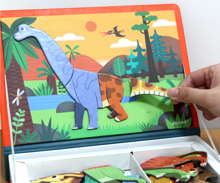 法國Janod - 磁鐵遊戲書-恐龍世界