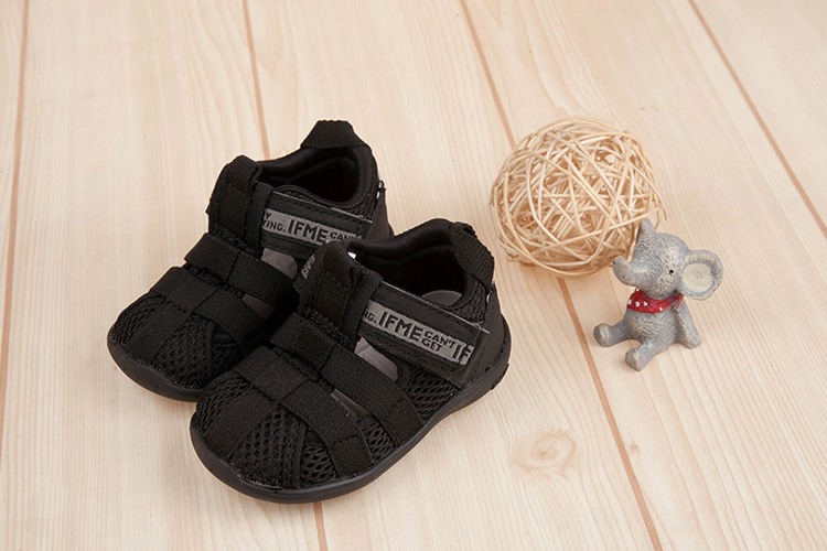 日本IFME黑色和風寶寶機能水涼鞋