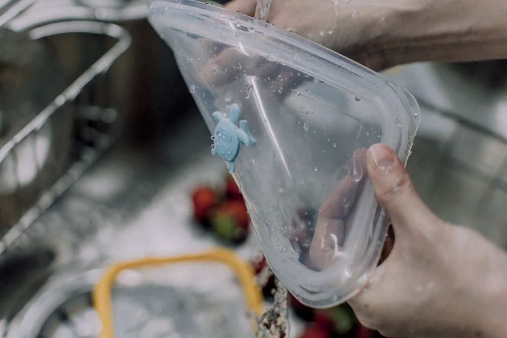 仁舟淨塑 - 【矽密盒超優惠組合】買3送1組-四件組 (圓形綠矽龜)-矽密盒2.0-600ml*1+矽密盒2.0-900ml長方黃*1+矽密盒2.0-900ml正方藍*1+矽密袋顏色隨機500ml*1