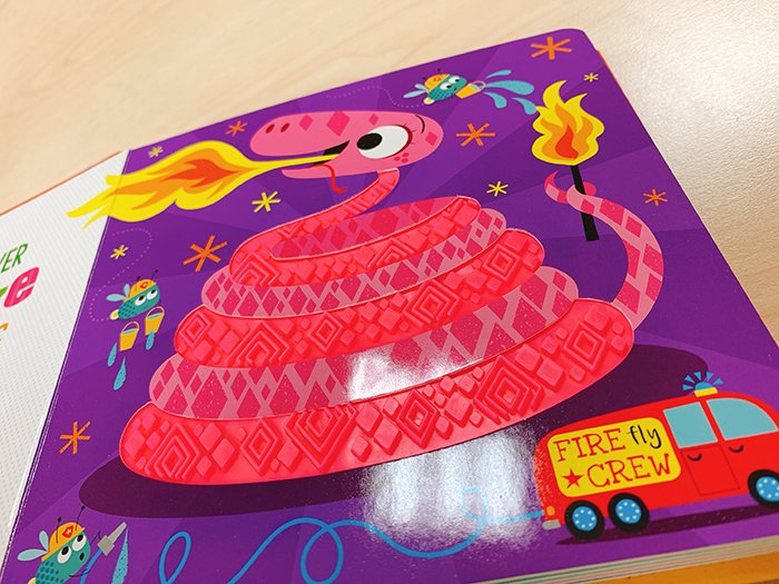 Never Touch a Snake! 沒摸過的大蛇（觸摸書）