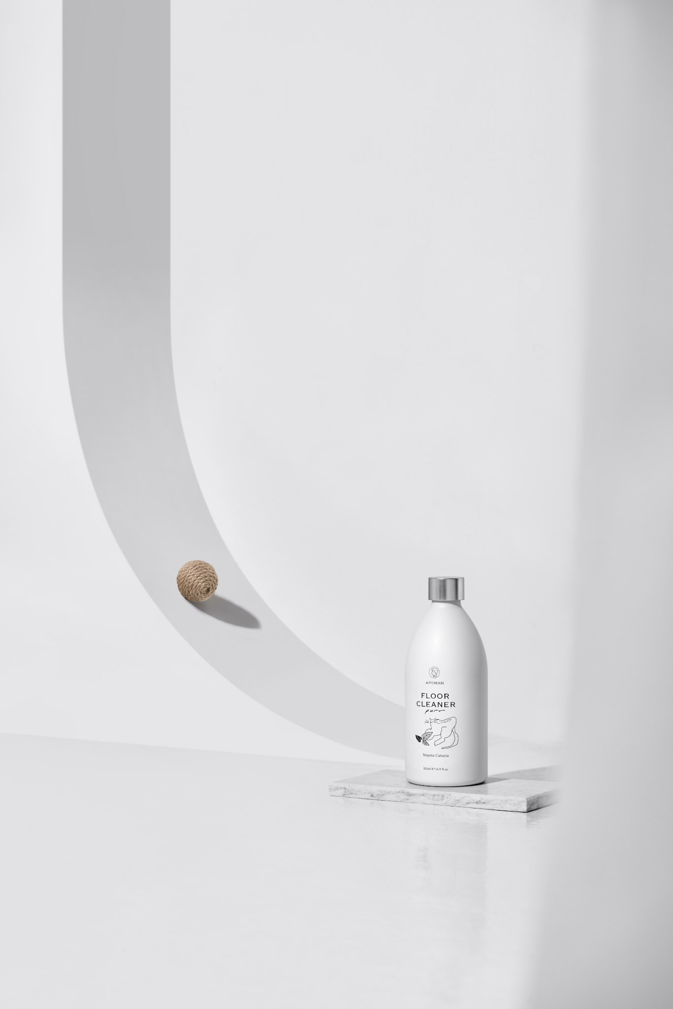 APOMAN 驅虫少年 - 北美荊芥地板清潔劑 (貓咪家庭專用)-500ml