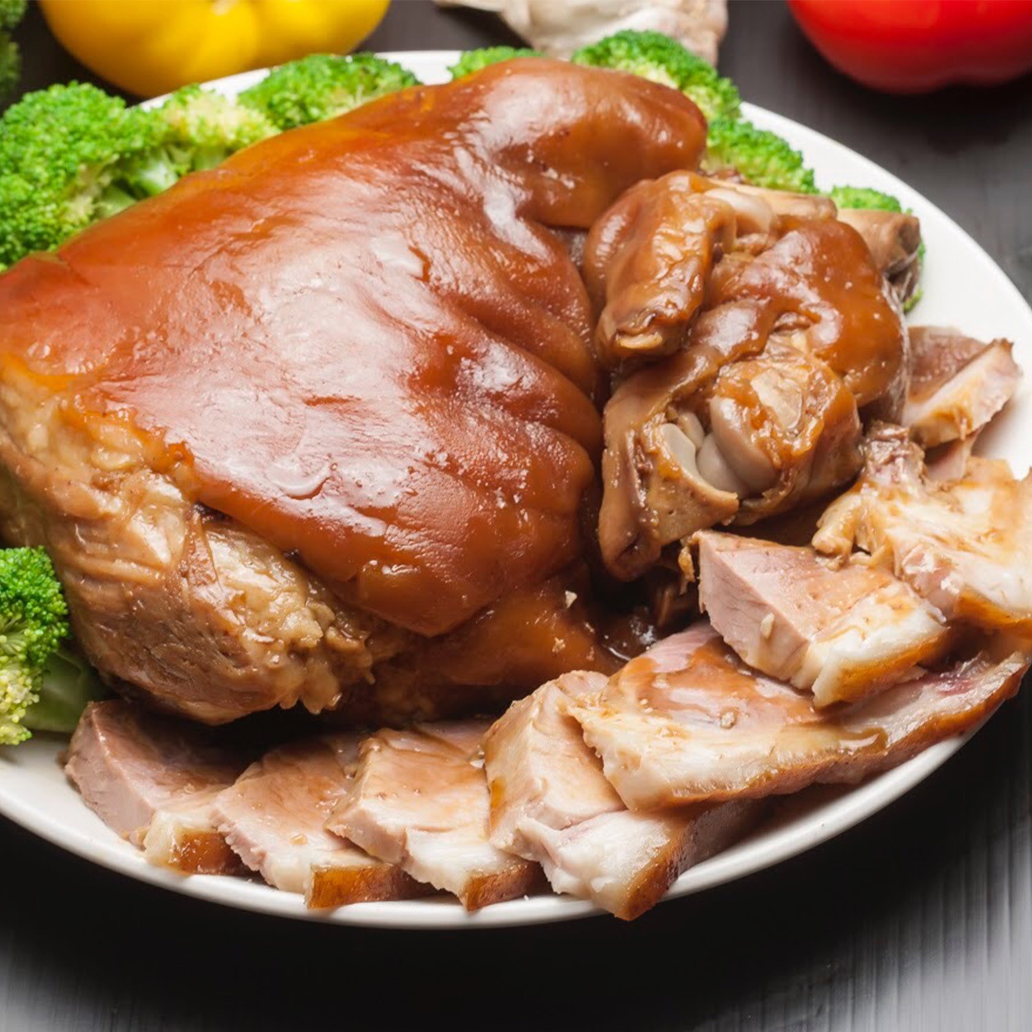 年菜新品-去大骨萬巒豬腳(附蒜蓉醬)