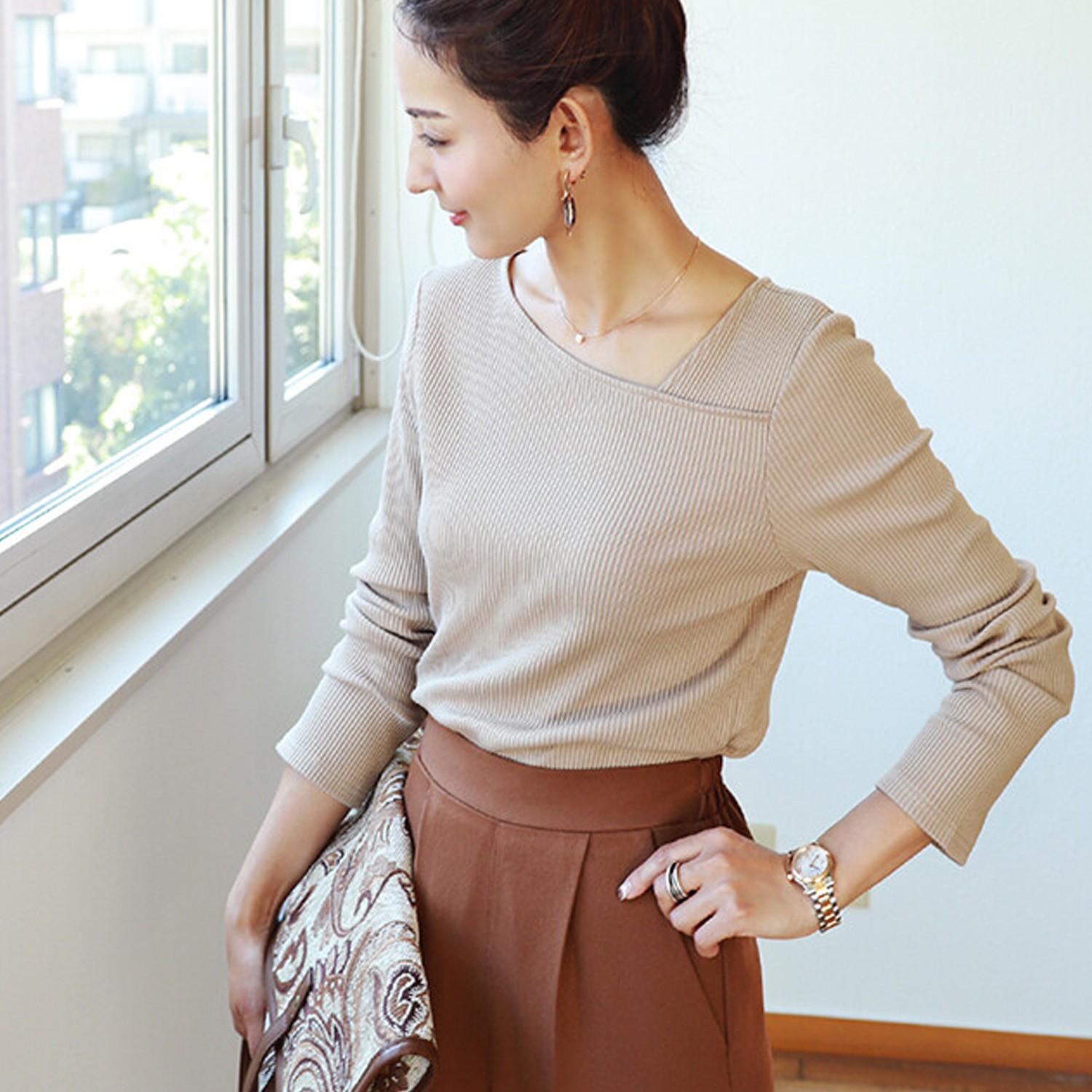 不規則斜肩羅紋針織長袖上衣-杏 (M)-4100031