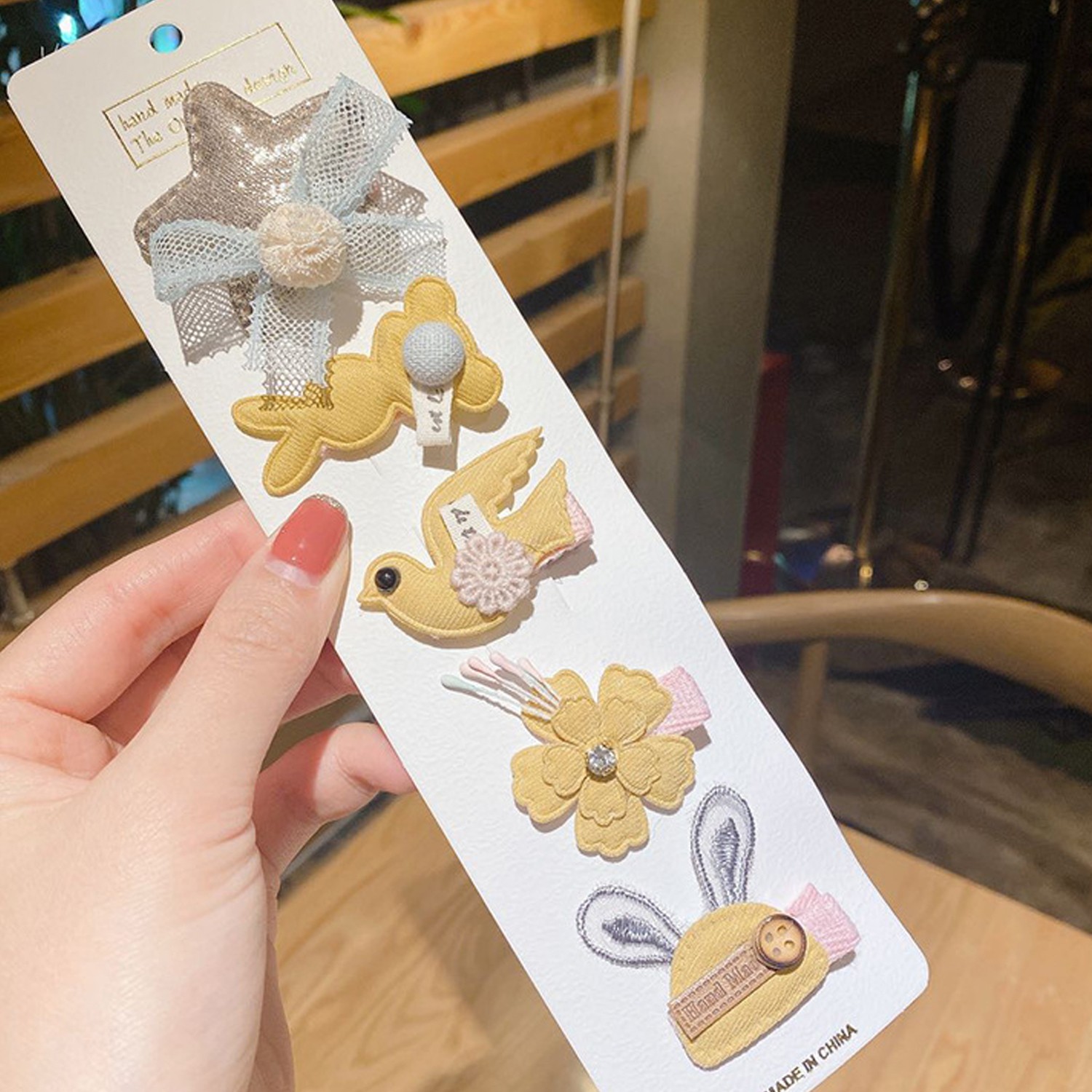 手工拼布蕾絲髮夾-小黃鳥 (一組5入)