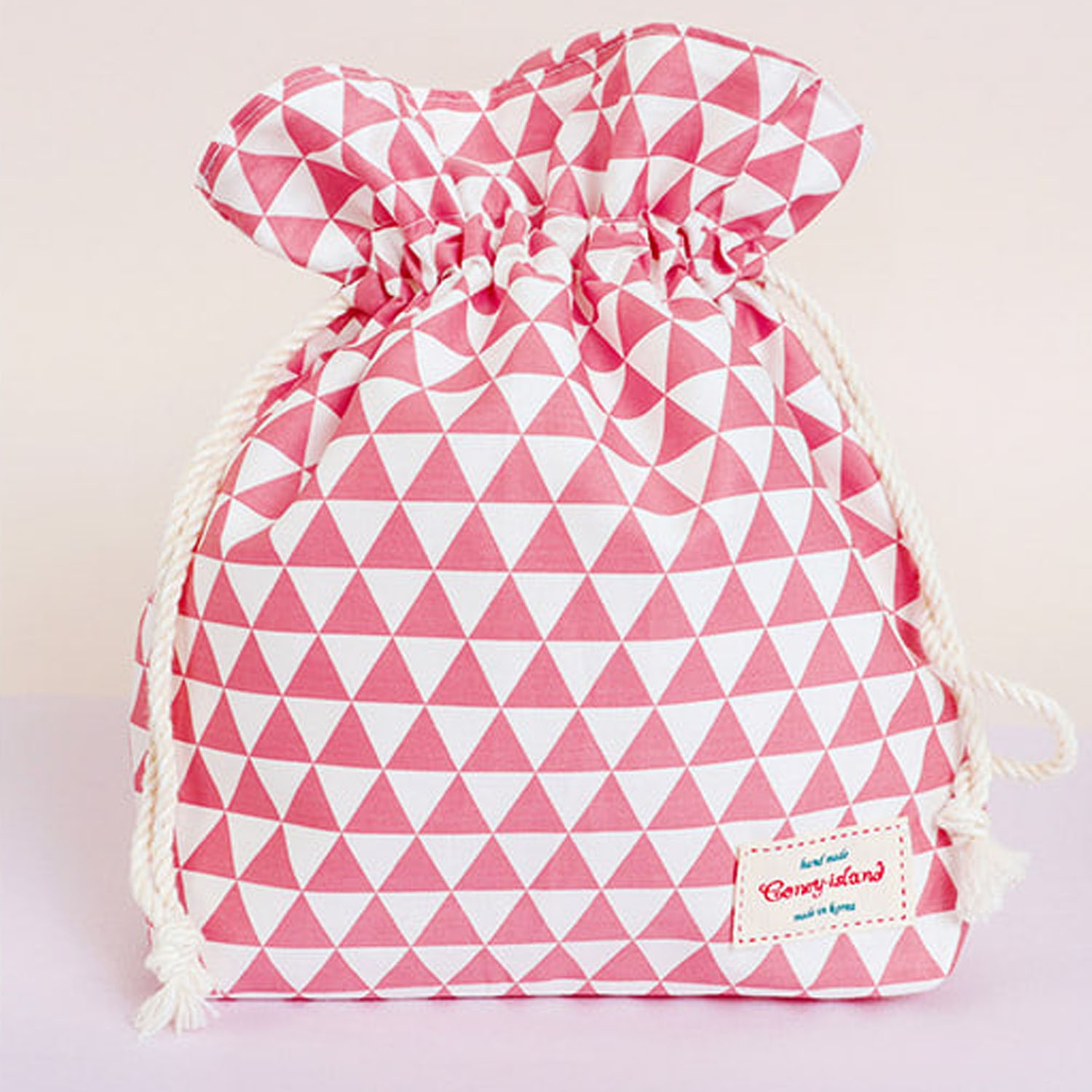 防水束口便當袋/收納袋-粉紅幾何 (25.5X25.5X8cm)