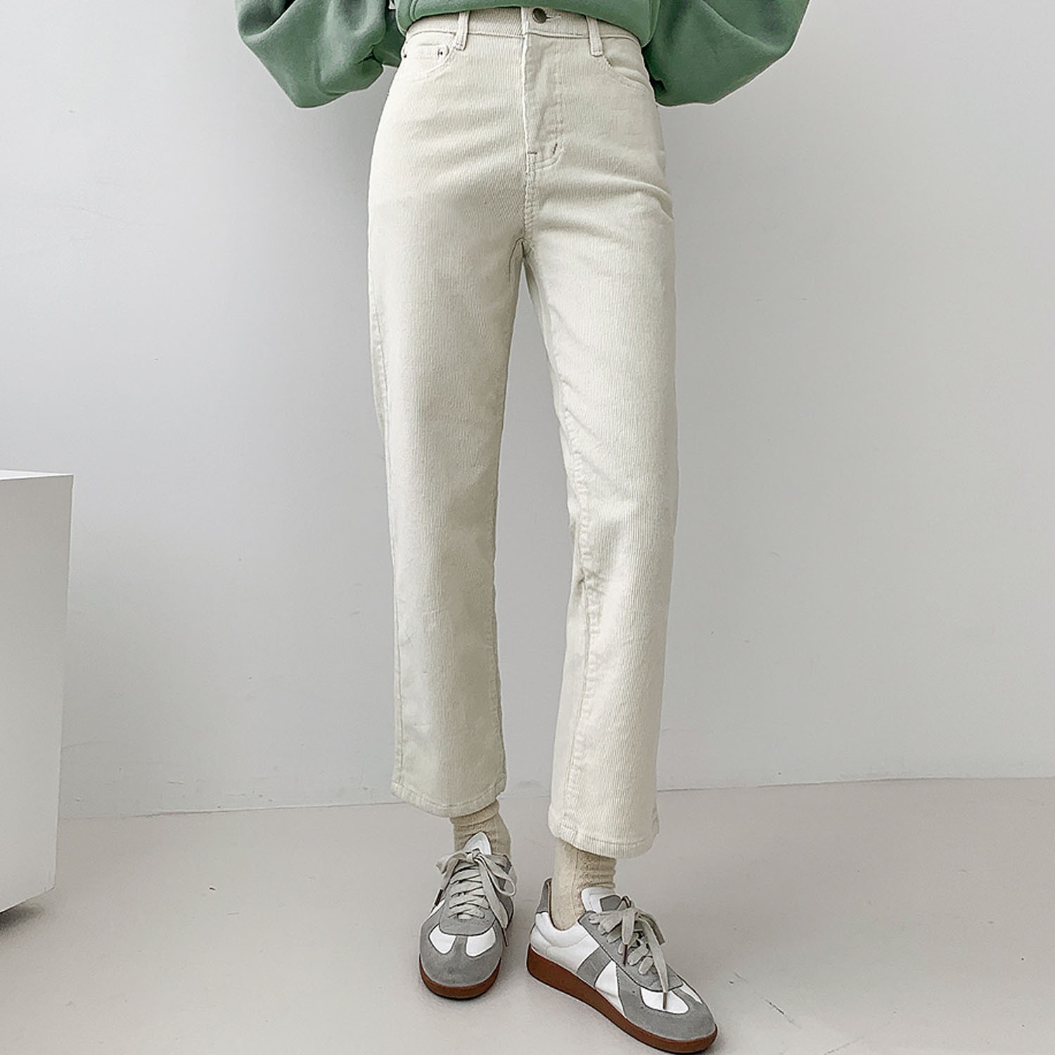 燈芯絨修身直筒褲-米白 (S)