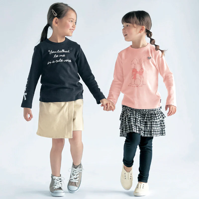 日本千趣會 - GITA 純棉印花長袖上衣-英文草寫-黑