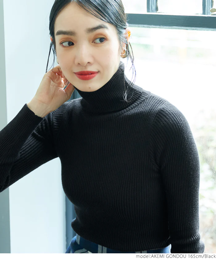 日本 COCA - 人氣定番 彈性羅紋薄針織上衣-中高領-奶油杏