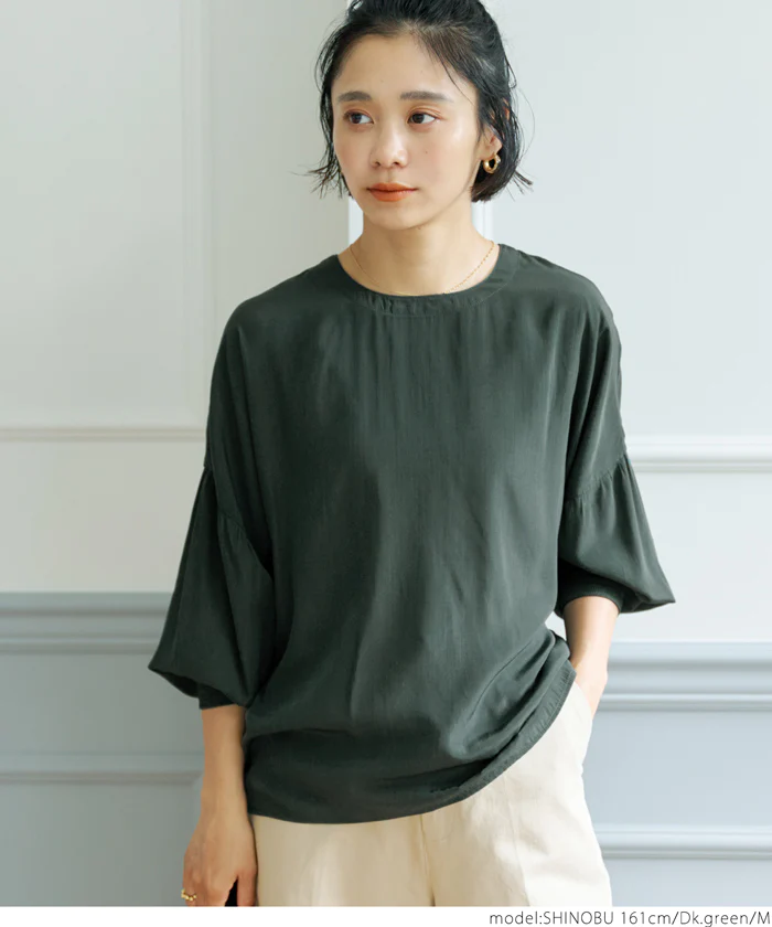 日本 COCA - 嫘縈混柔軟泡泡袖上衣-橄欖綠