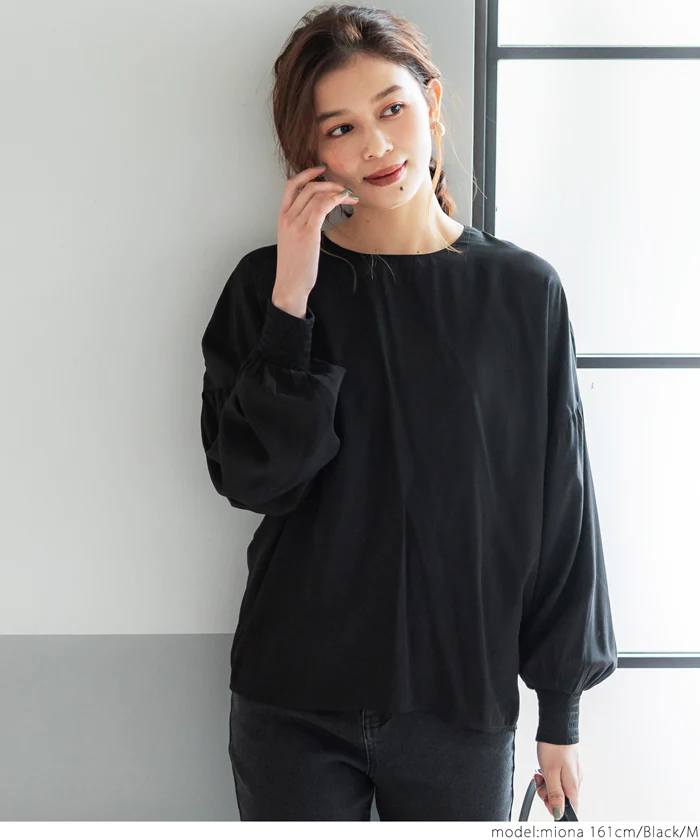 日本 COCA - 嫘縈混柔軟泡泡袖上衣-橄欖綠